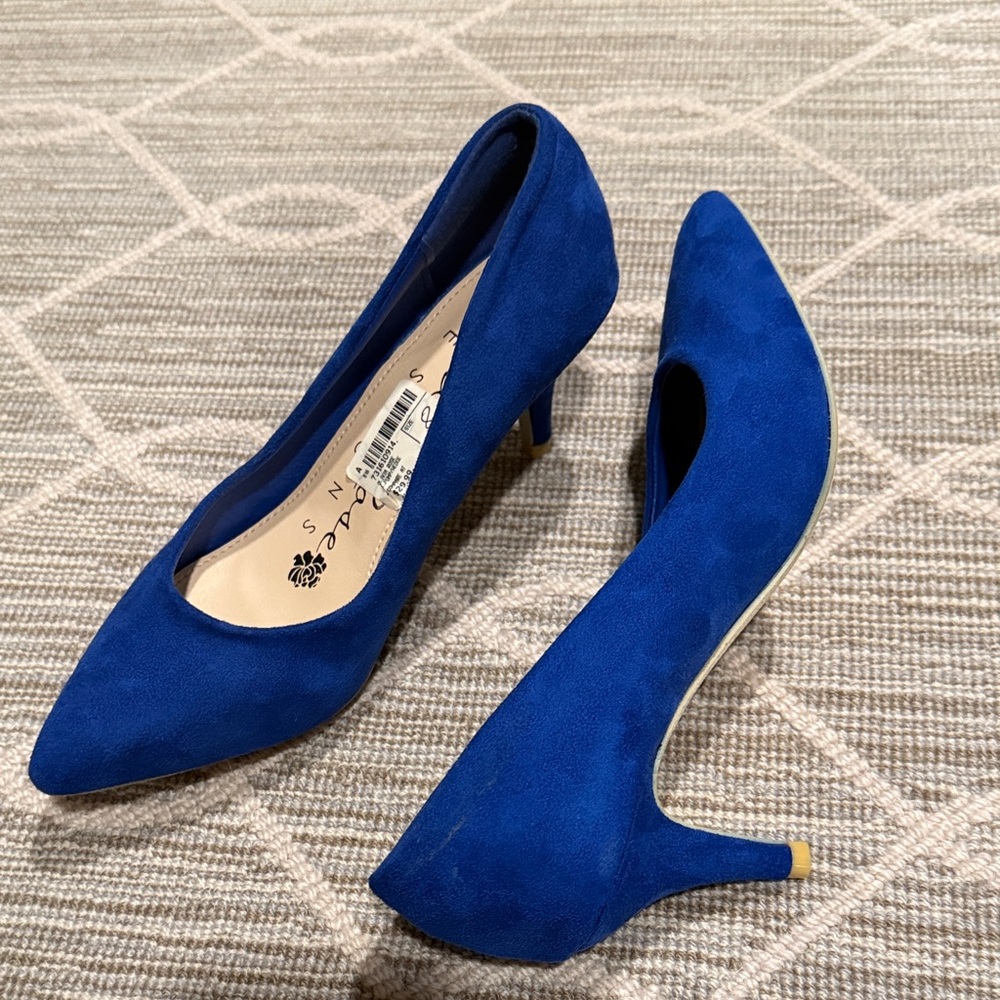 Chic Royal Blue Heels